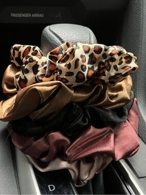Satin Scrunchie Set